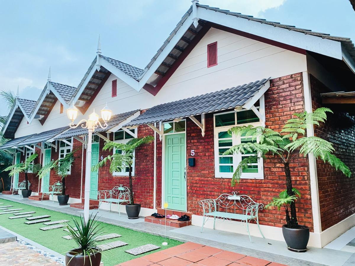 Gading Chalet Kuala Terengganu Buitenkant foto