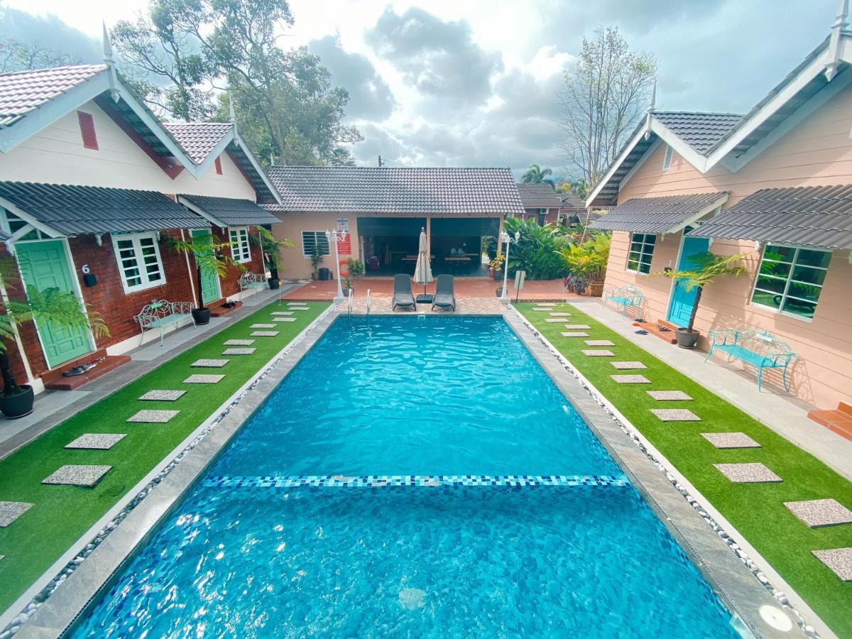 Gading Chalet Kuala Terengganu Buitenkant foto